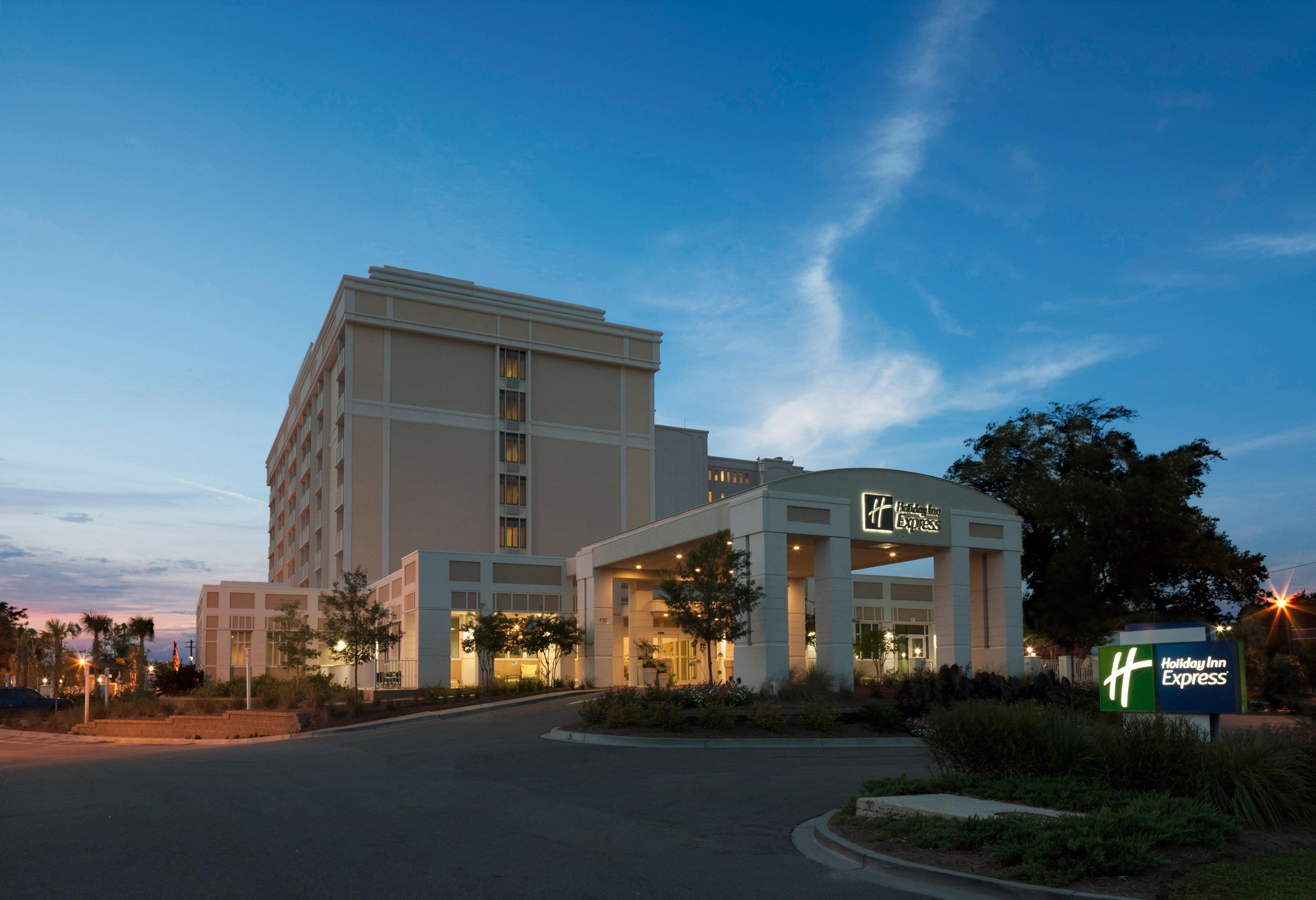 Holiday Inn Express & Suites Charleston Dwtn -Westedge, An Ihg Hotel מראה חיצוני תמונה